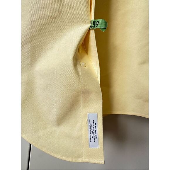 Brooks Brothers Classic button down shirt.   Size 15-32 - Picture 3 of 4